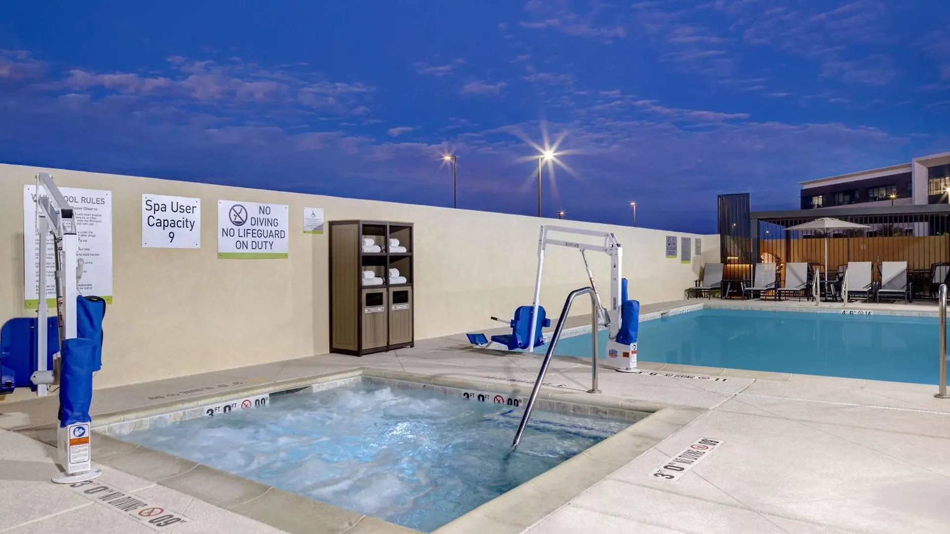 Отель Home2 Suites By Hilton Las Vegas Southwest I-215 Curve
